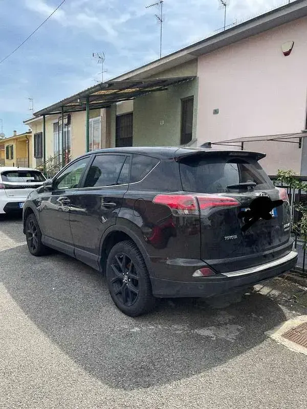 Usata Toyota RAV4 Hybrid Business Edition 155 CV (114 kW) 2018 SUV