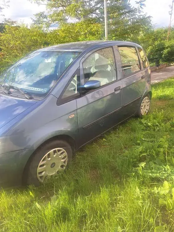Usata Fiat Idea Active 95 CV (69 kW) 2004 Blu/azzurro Monovolume