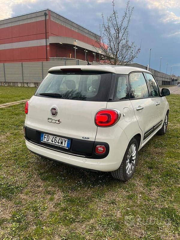 Usata Fiat 500L Lounge 95 CV (69 kW) 2016 Bianco Monovolume