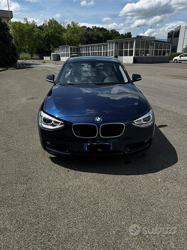 Blu Usata 2011 BMW 120 Due volumi | 7250 € (Ottimo prezzo) - Immagine 1/4