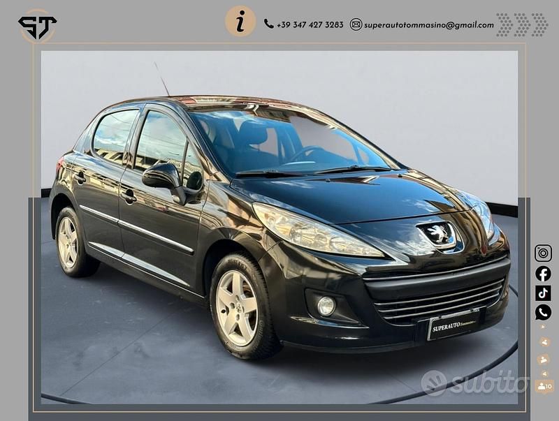 Nero Usata 2011 Peugeot 207 Allure Tre volumi | 4450 € (Buon prezzo) - Immagine 1/3
