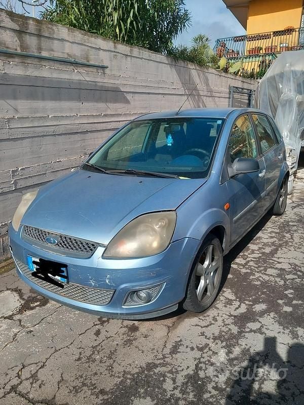 Usata Ford Fiesta 2006 Utilitaria