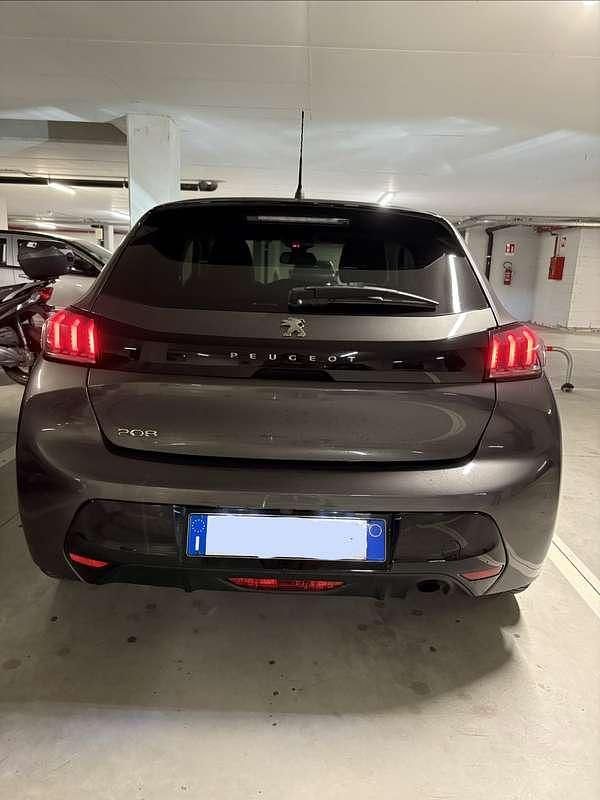 Usata Peugeot 208 Allure 102 CV (75 kW) 2020 Utilitaria