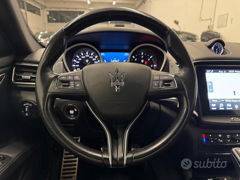 Usata Maserati Ghibli 275 CV (202 kW) 2019 Nero Berlina