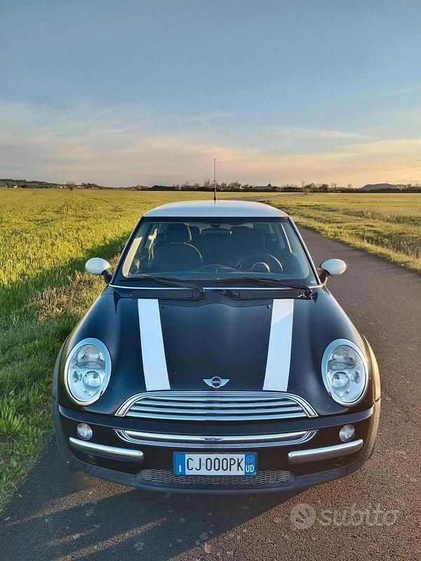 Usata Mini Cooper 2004 Utilitaria