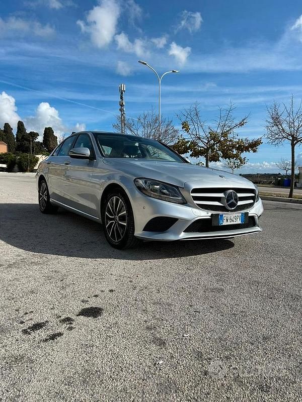 Begagnad Mercedes C200 194 HK (142 kW) 2019 Grå Sedan