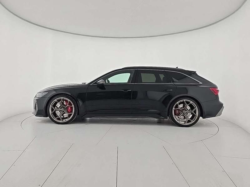 Usata Audi RS6 Performance 630 CV (463 kW) 2024 Nero Station wagon