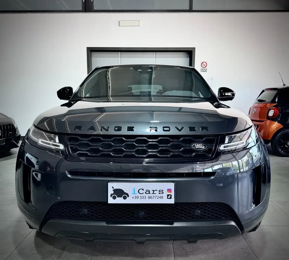 Usata Land Rover Range Rover evoque R-Dynamic 150 CV (110 kW) 2020 Grigio SUV