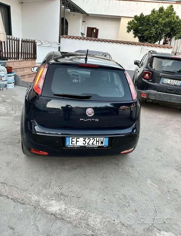 Usata Fiat Punto Evo Active 75 CV (55 kW) 2010 Utilitaria