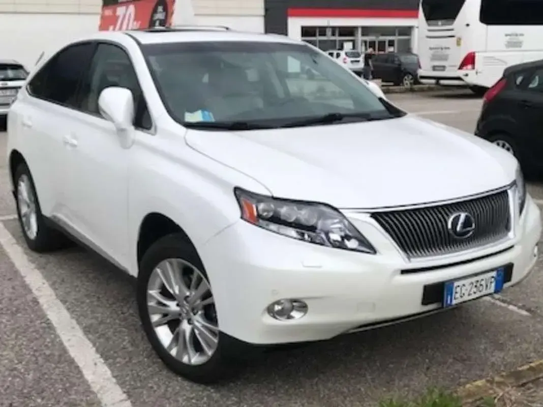 Usata Lexus RX450h Luxury Line 249 CV (183 kW) 2011 Bianco SUV