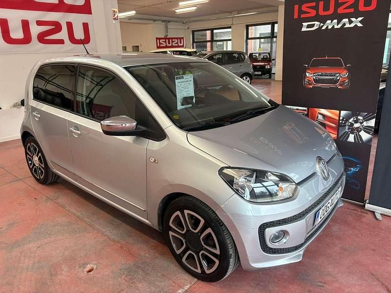 Begagnad VW up! 75 HK (55 kW) 2012 Silver Halvkombi