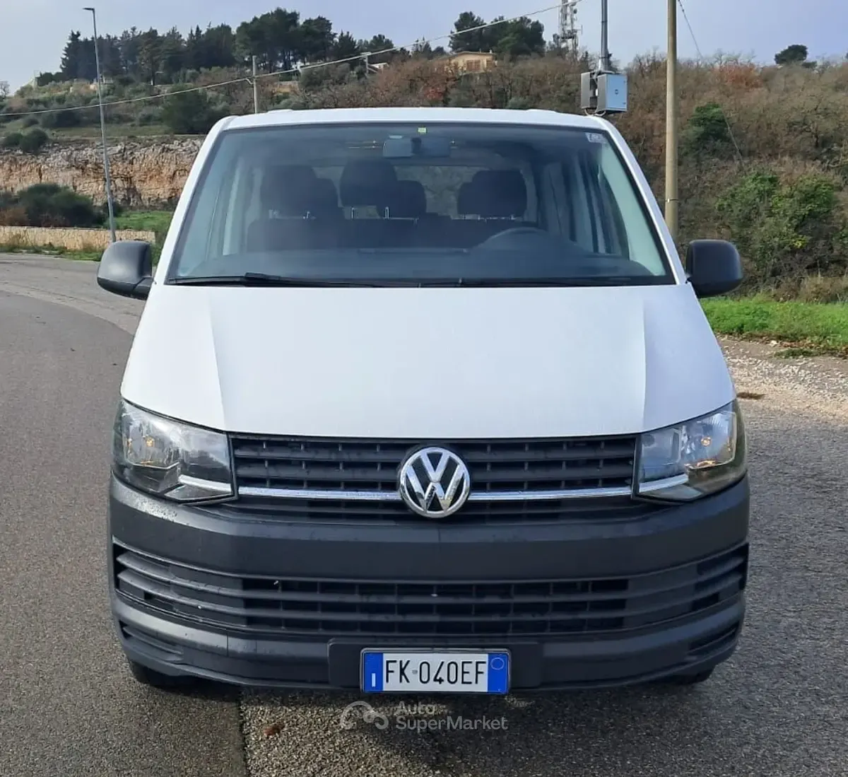 Usata VW Caravelle 150 CV (110 kW) 2017 Bianco Furgone