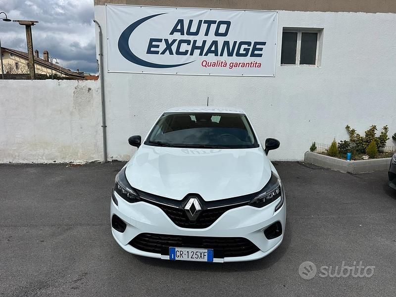 Usata Renault Clio V Techno 91 CV (66 kW) 2023 Bianco Utilitaria