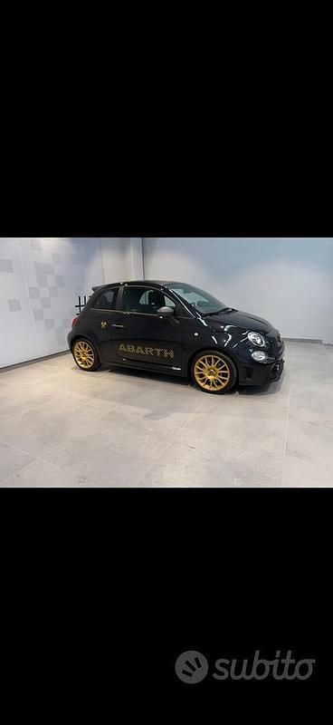 Usata Abarth 695 180 CV (132 kW) 2025 Nero Utilitaria