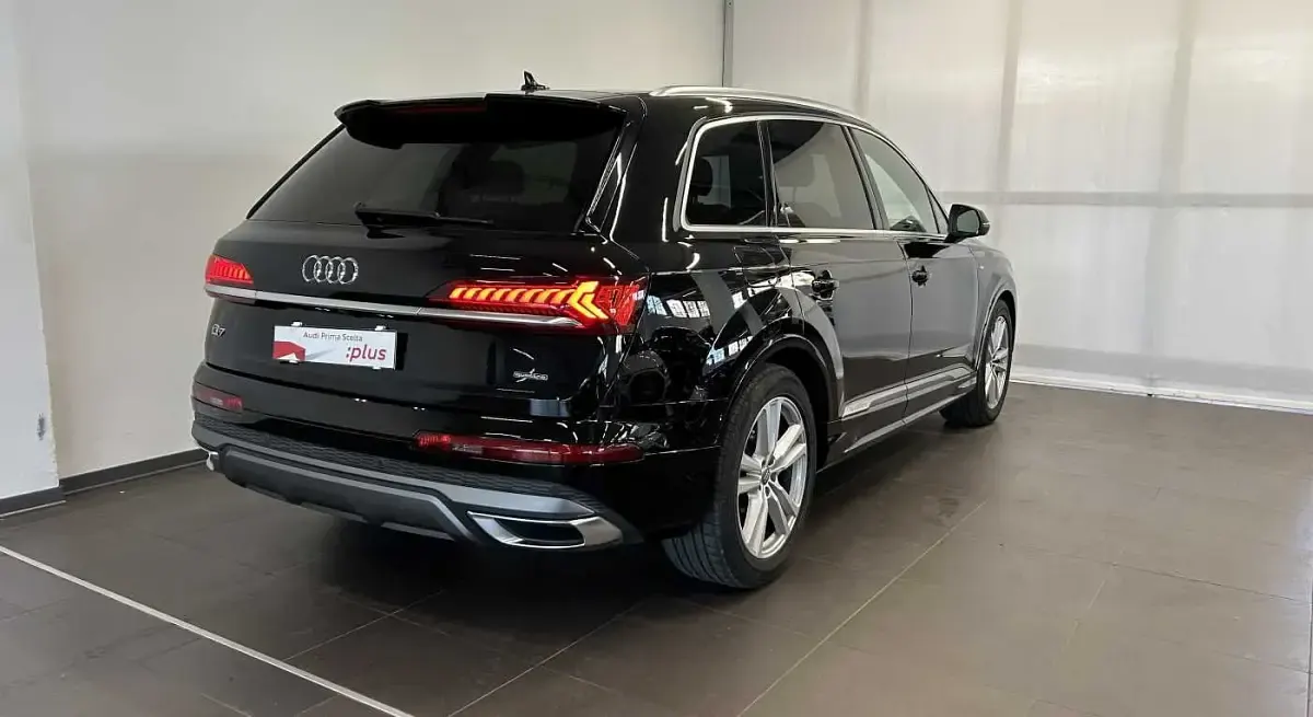 Usata Audi Q7 S-Line 286 CV (210 kW) 2020 Nero SUV