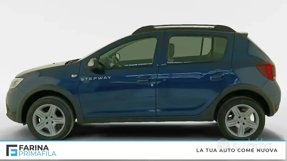 Usata Dacia Sandero Comfort 89 CV (65 kW) 2017 Blu Berlina