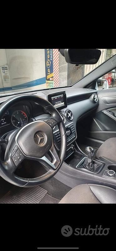 Usata Mercedes A180 2012 Grigio Berlina