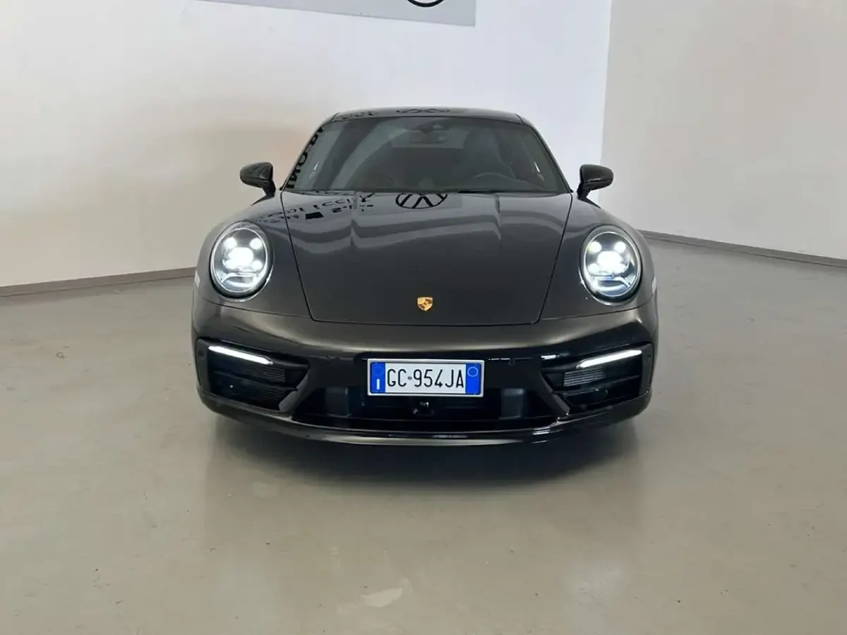 Usata Porsche 911 Carrera 4 385 CV (283 kW) 2020 Nero Coupé