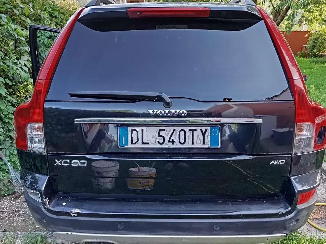Usata Volvo XC90 Executive 185 CV (136 kW) 2007 Nero SUV