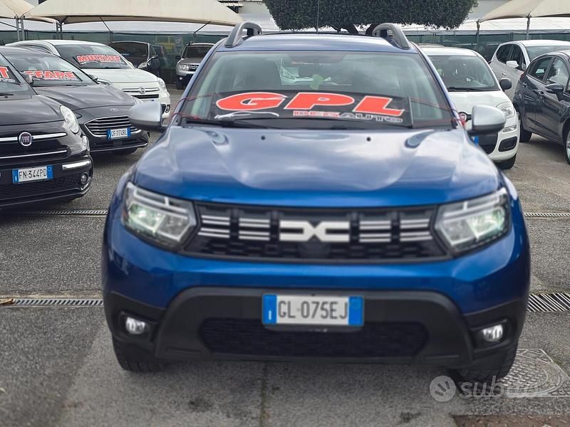 Usata Dacia Duster Comfort 101 CV (74 kW) 2023 Blu SUV