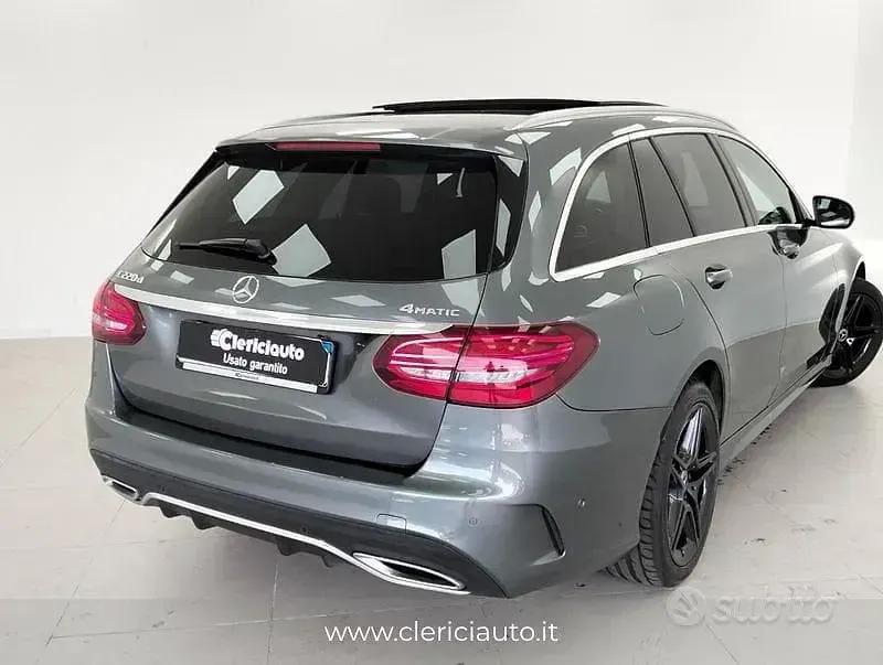 Usata Mercedes C220 Premium 194 CV (142 kW) 2018 Grigio Station wagon