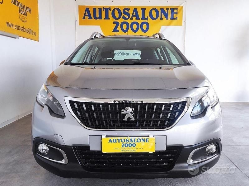 Usata Peugeot 2008 Allure 82 CV (60 kW) 2018 Grigio SUV
