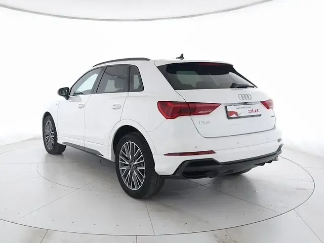 Usata Audi Q3 S-Line 150 CV (110 kW) 2022 Bianco ibis SUV