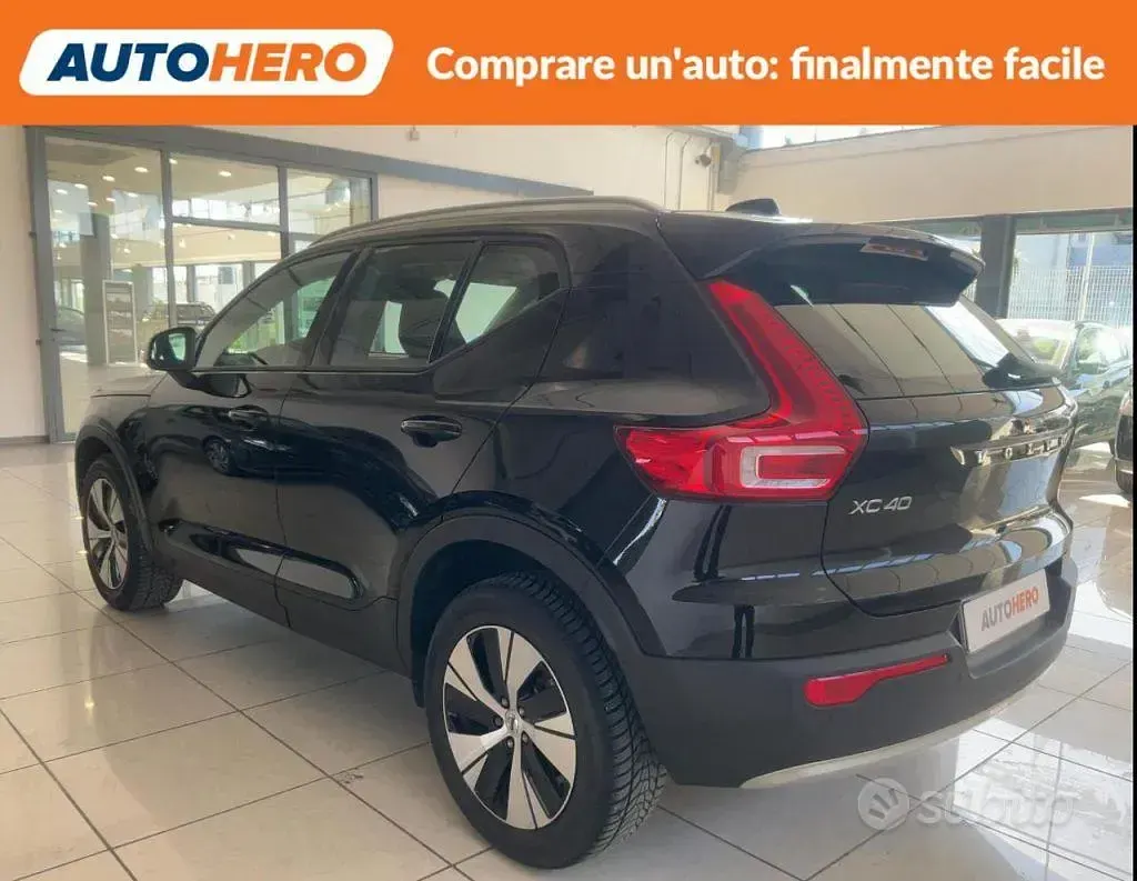 Occasion Volvo XC40 Momentum 129 ch (94 kW) 2021 Noir SUV