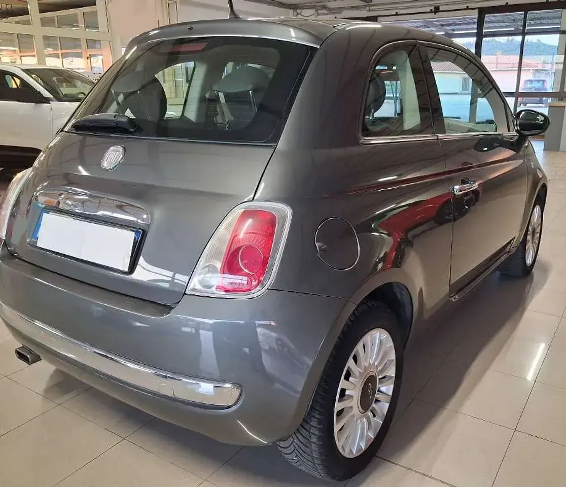 Usata Fiat 500 Lounge 69 CV (50 kW) 2014 Grigio colosseo metallizzato Utilitaria