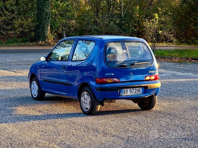 Usata Fiat Seicento 54 CV (39 kW) 2001 Blu Utilitaria