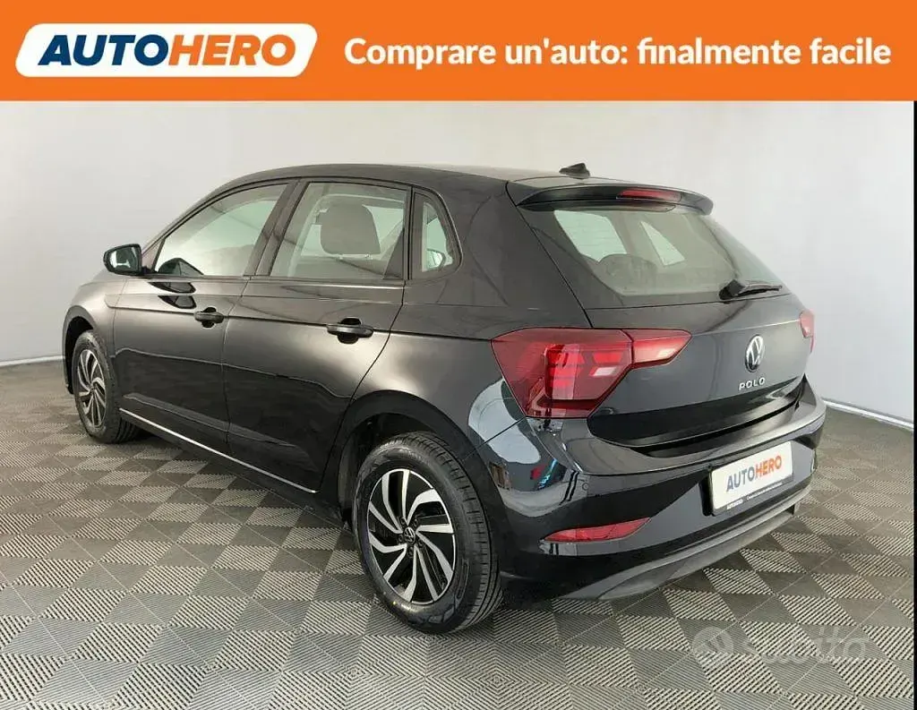 Usata VW Polo Life 95 CV (69 kW) 2023 Nero Utilitaria