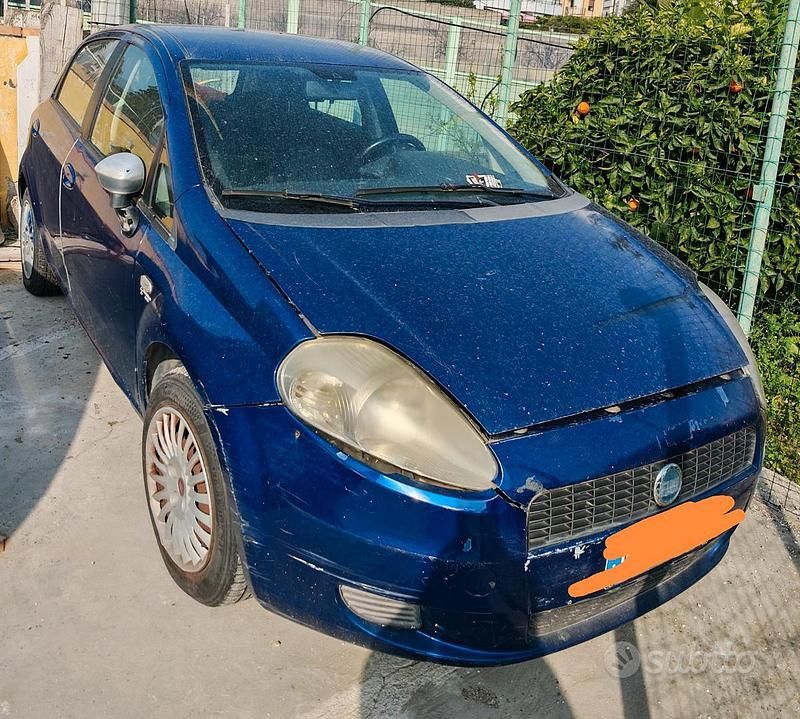 Usata Fiat Grande Punto 2009 Blu Utilitaria