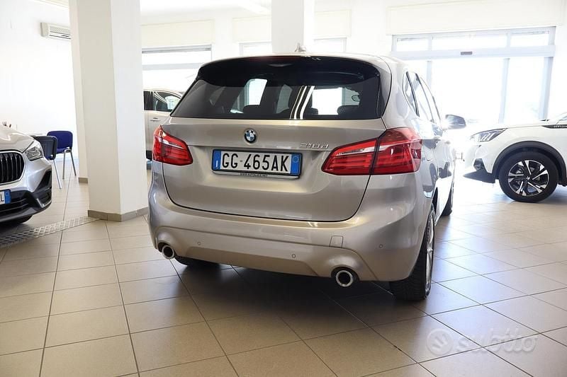 Usata BMW 218 Active Tourer Advantage 150 CV (110 kW) 2021 Grigio Monovolume