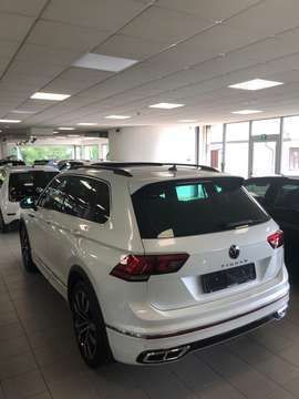 Usata VW Tiguan R-line 150 CV (110 kW) 2022 Bianco SUV