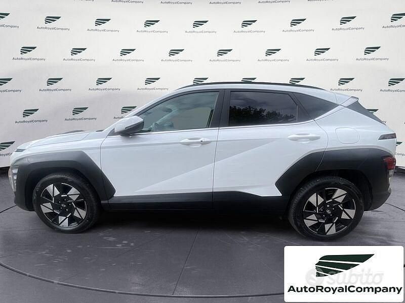 Usata Hyundai Kona 120 CV (88 kW) 2024 Bianco SUV