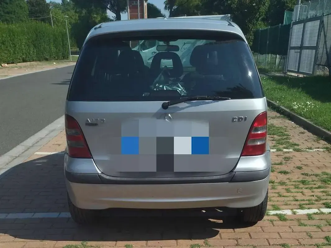 Usata Mercedes A170 Elegance 95 CV (69 kW) 2004 Argento Monovolume