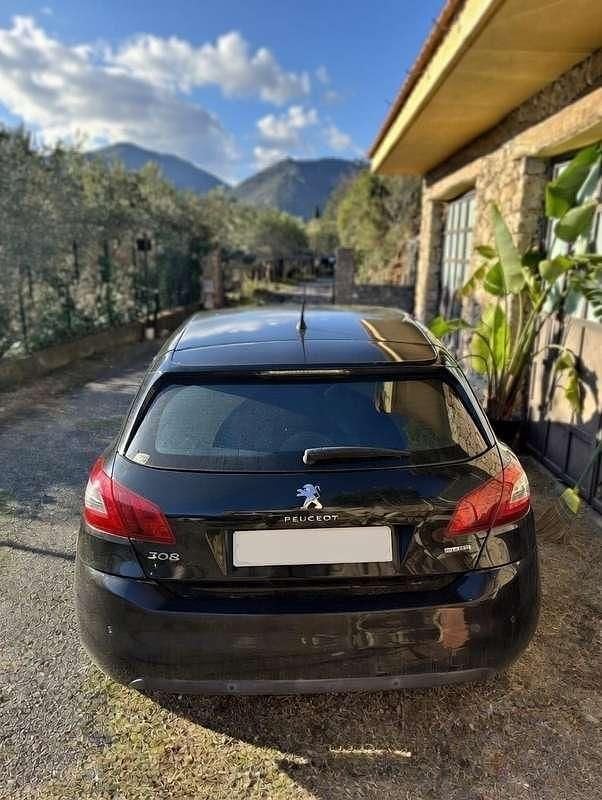 Usata Peugeot 308 Business-Line 120 CV (88 kW) 2015 Nero Berlina