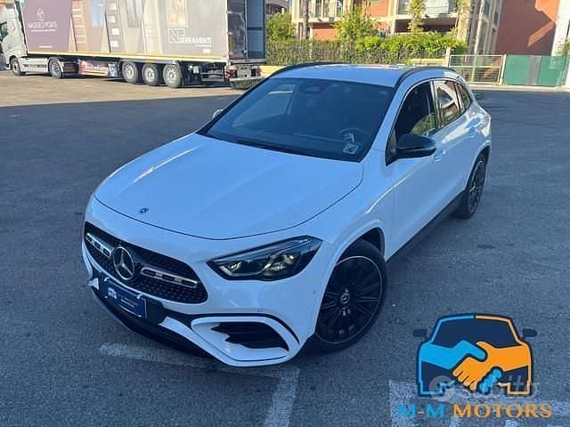 Begagnad Mercedes GLA200 Advanced Plus 150 HK (110 kW) 2024 Vit SUV