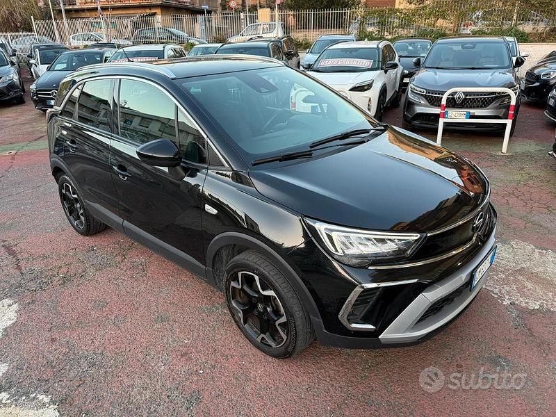 Usata Opel Crossland 130 CV (95 kW) 2023 Nero SUV
