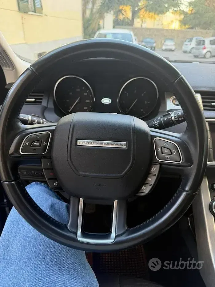 Usata Land Rover Range Rover evoque 150 CV (110 kW) 2016 Grigio Station wagon