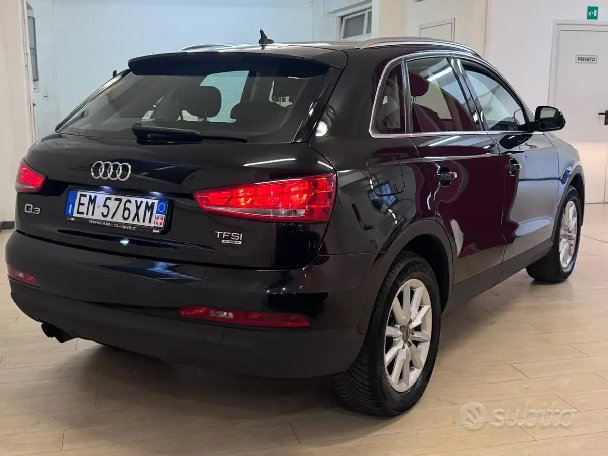 Usata Audi Q3 Exclusive 170 CV (125 kW) 2012 Nero SUV