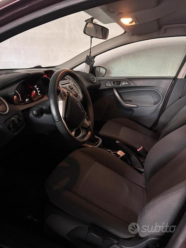 Usata Ford Fiesta 68 CV (50 kW) 2011 Utilitaria
