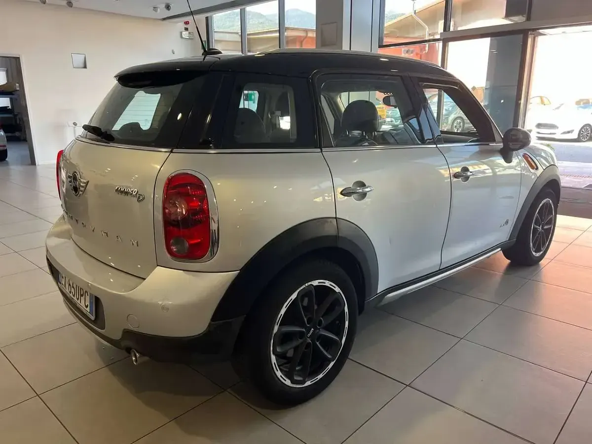Usata Mini Cooper D Countryman 111 CV (81 kW) 2014 Grigio intermedio SUV