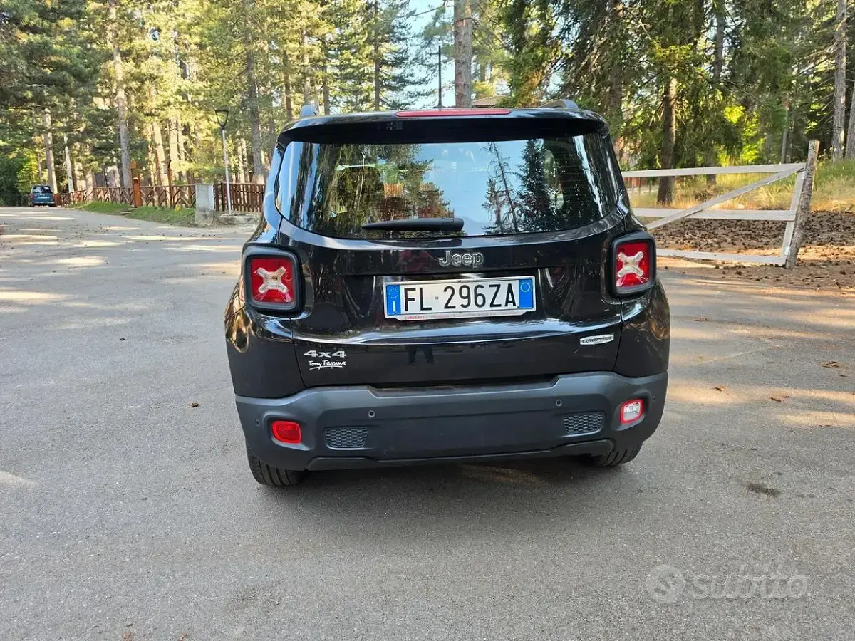 Usata Jeep Renegade 140 CV (102 kW) 2017 Nero SUV