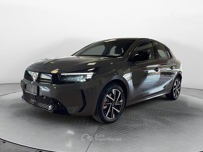 Usata Opel Corsa GS Line 101 CV (74 kW) 2024 Grigio Utilitaria