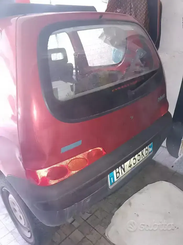 Usata Fiat 600 39 CV (28 kW) 2000 Rosso Berlina