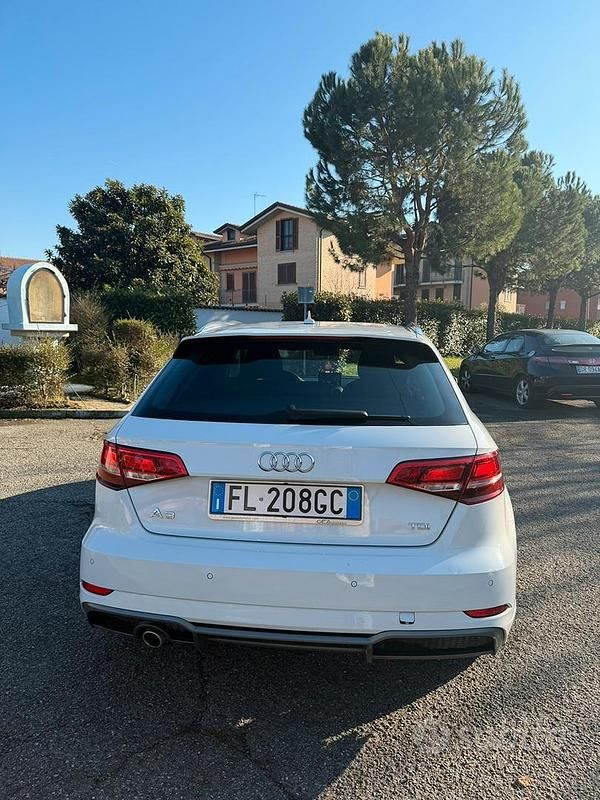 Usata Audi A3 S-Line 116 CV (85 kW) 2017 Berlina