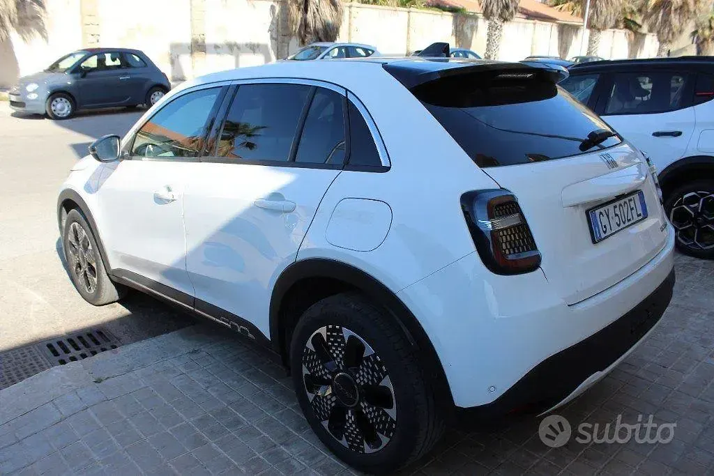 Usata Fiat 600 La Prima 101 CV (74 kW) 2025 Bianco SUV