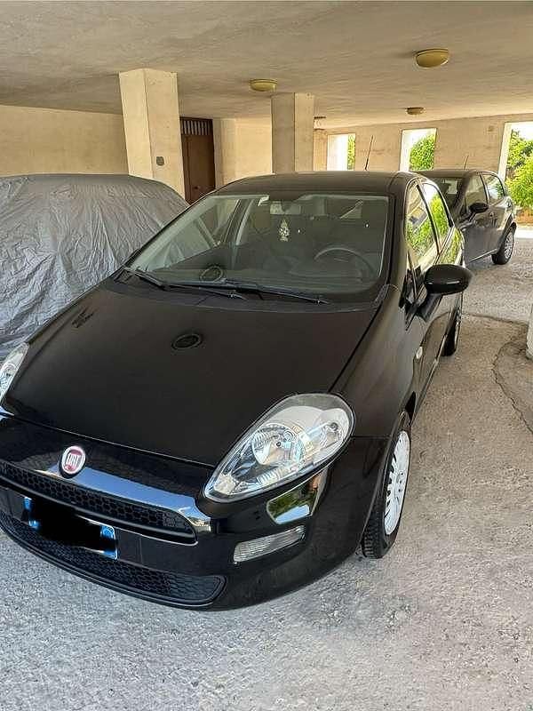 Usata Fiat Punto Active 60 CV (44 kW) 2016 Utilitaria