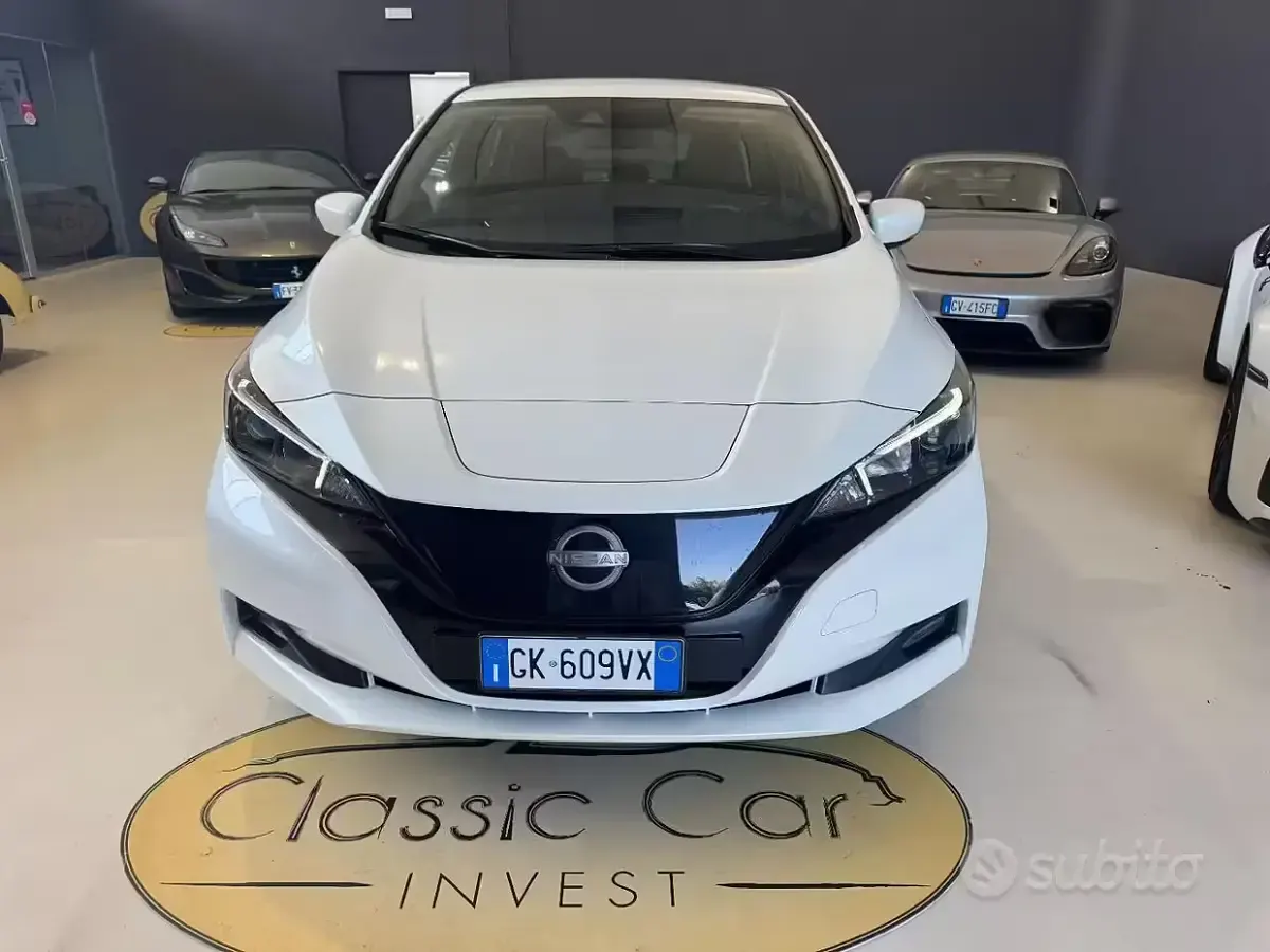 Usata Nissan Leaf Acenta 89 kW (122 CV) 2022 Bianco Utilitaria